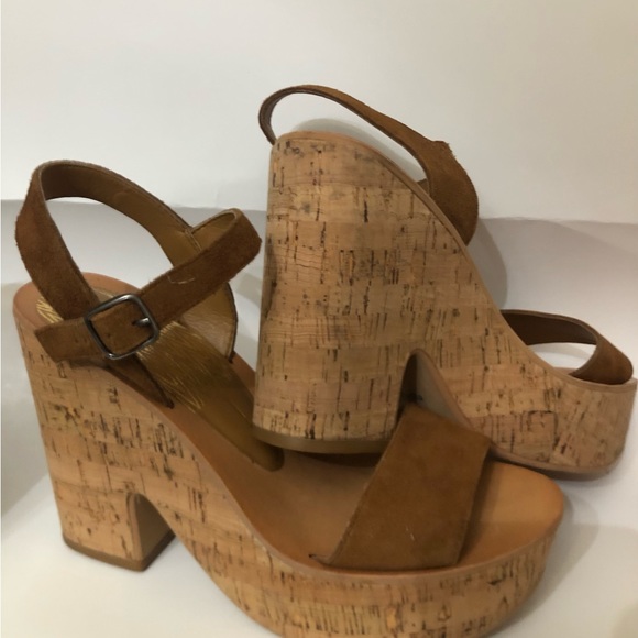 DOLCE VITA CORK WEDGE SANDALS - Picture 2 of 9